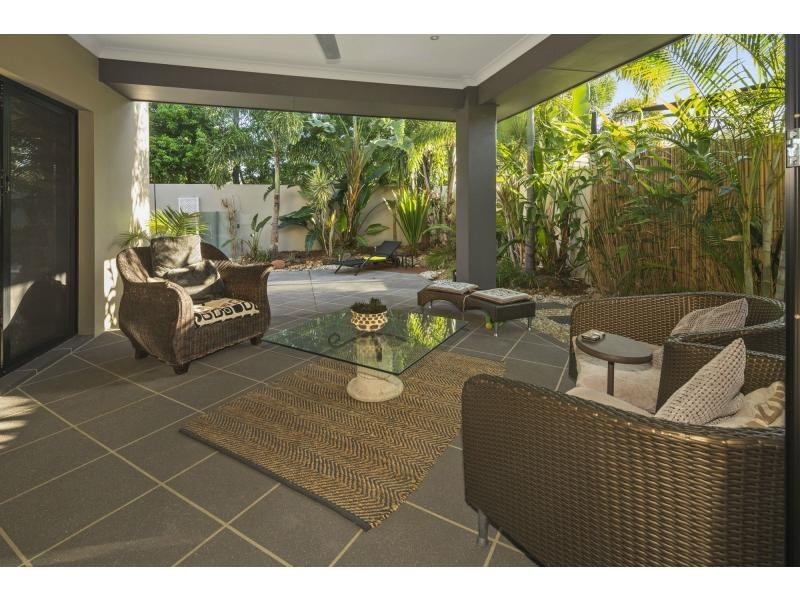 17 River Links Boulevard East, Helensvale QLD 4212