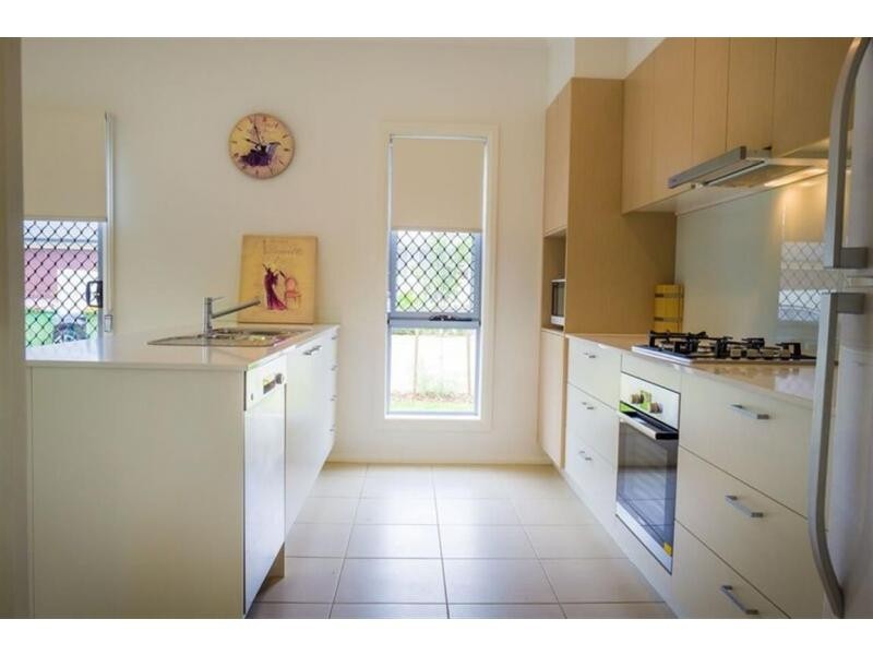 Hope Island QLD 4212