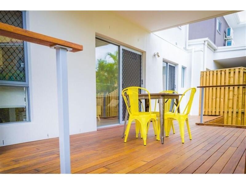 Hope Island QLD 4212