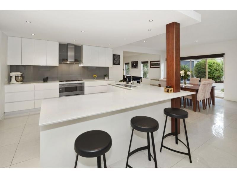 12 Clarence Drive, River Downs Estate, Helensvale QLD 4212