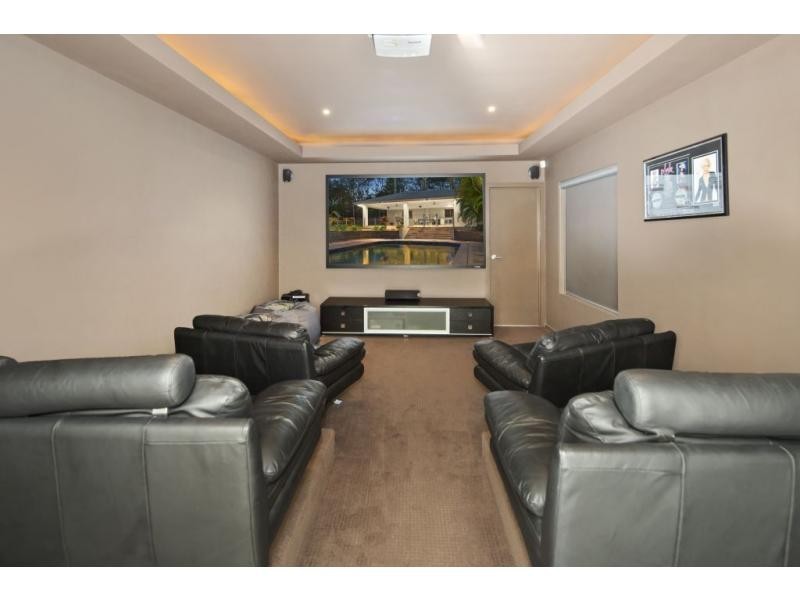 12 Clarence Drive, River Downs Estate, Helensvale QLD 4212