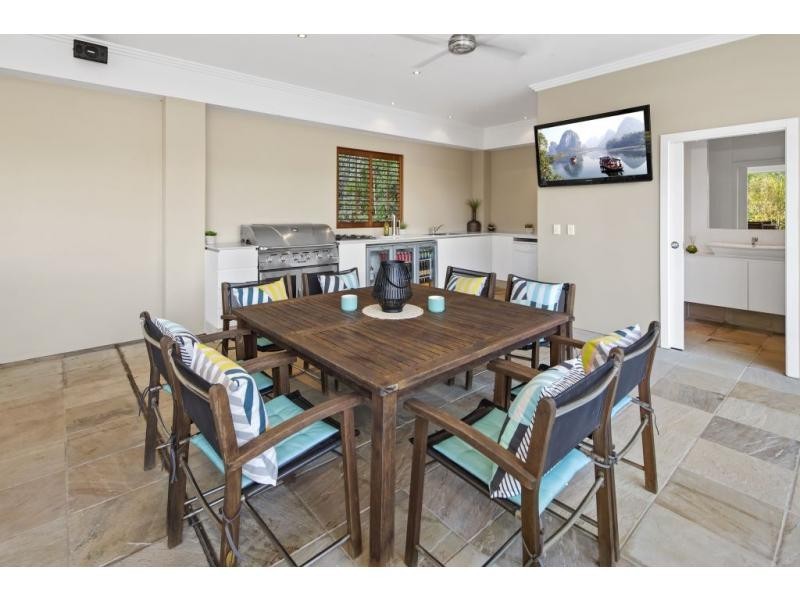 12 Clarence Drive, River Downs Estate, Helensvale QLD 4212