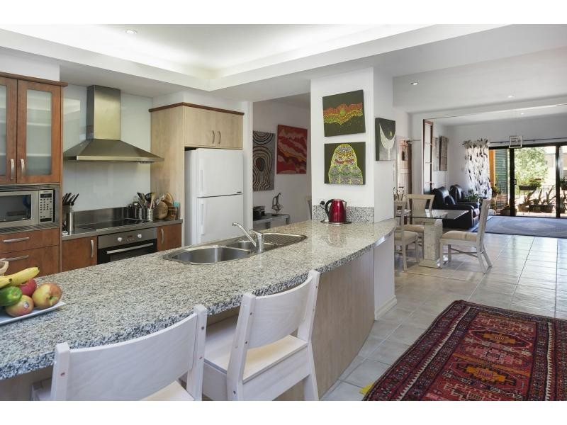 3245 Palladian Drive, Hope Island QLD 4212