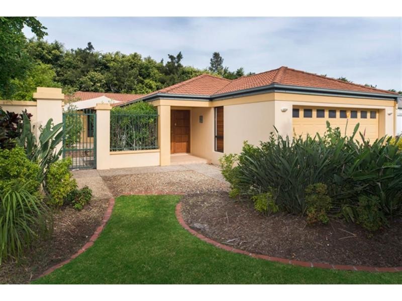 2018 Gracemere Gardens Circuit, Hope Island QLD 4212