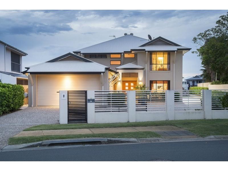 1 Southaven Drive, Helensvale QLD 4212