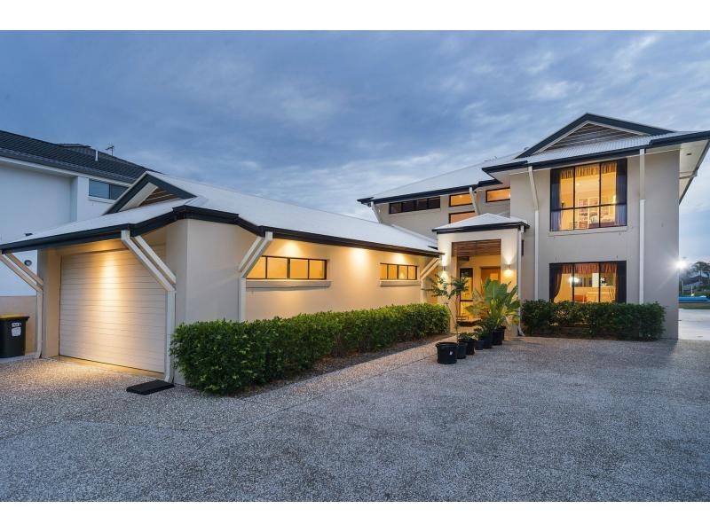 1 Southaven Drive, Helensvale QLD 4212