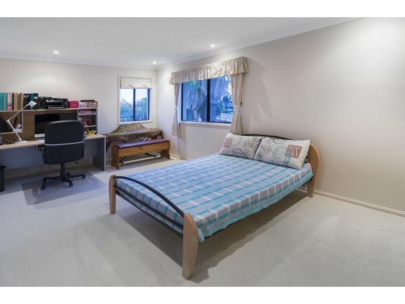 1 Southaven Drive, Helensvale QLD 4212