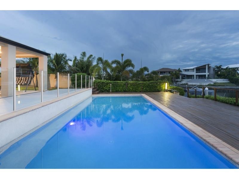 1 Southaven Drive, Helensvale QLD 4212