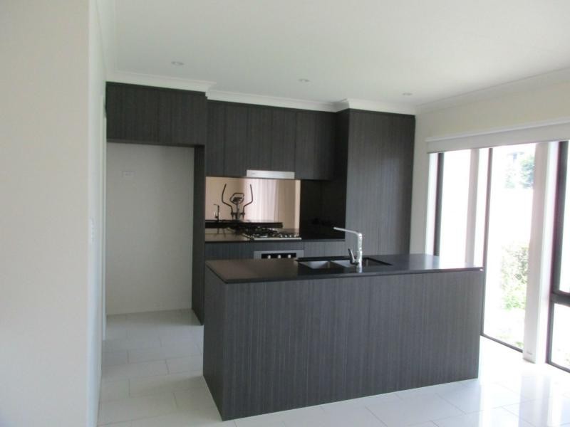 Hope Island QLD 4212