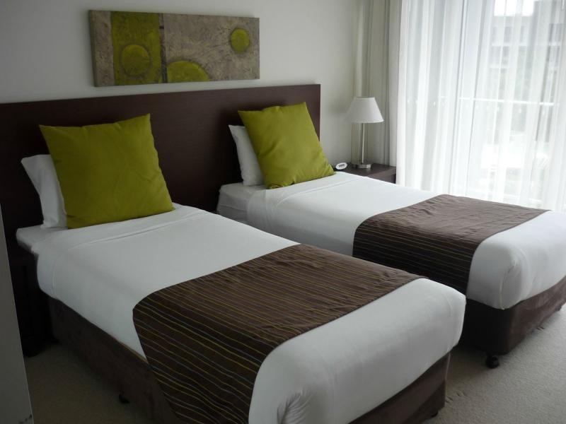 Hope Island QLD 4212