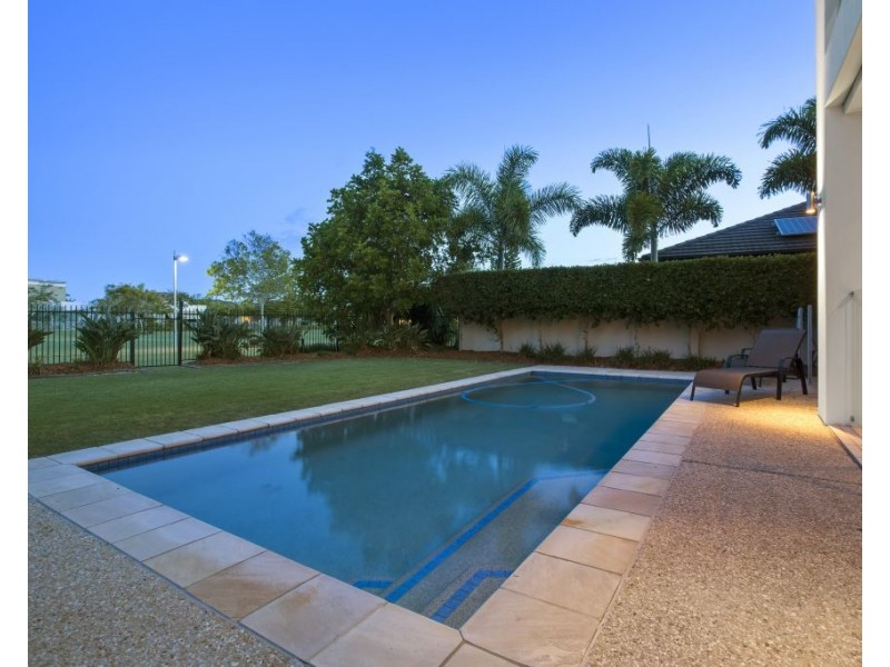 2534 Gracemere Circuit West, Hope Island QLD 4212
