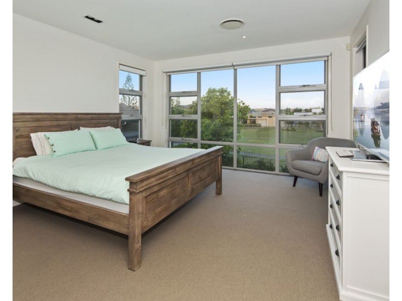 2534 Gracemere Circuit West, Hope Island QLD 4212