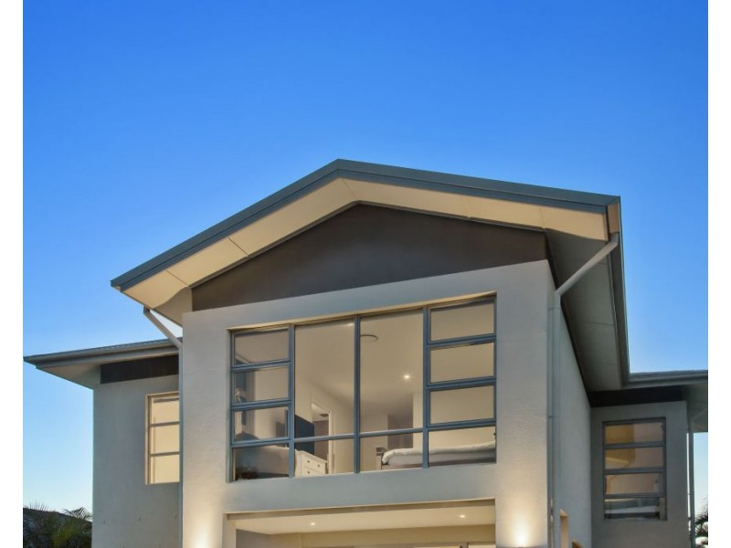 2534 Gracemere Circuit West, Hope Island QLD 4212