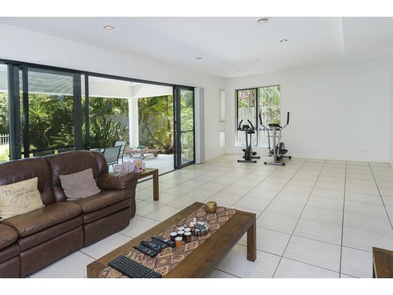 6048 Garda Avenue, Hope Island QLD 4212