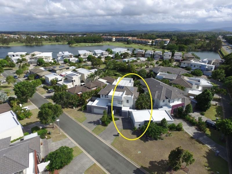 6048 Garda Avenue, Hope Island QLD 4212
