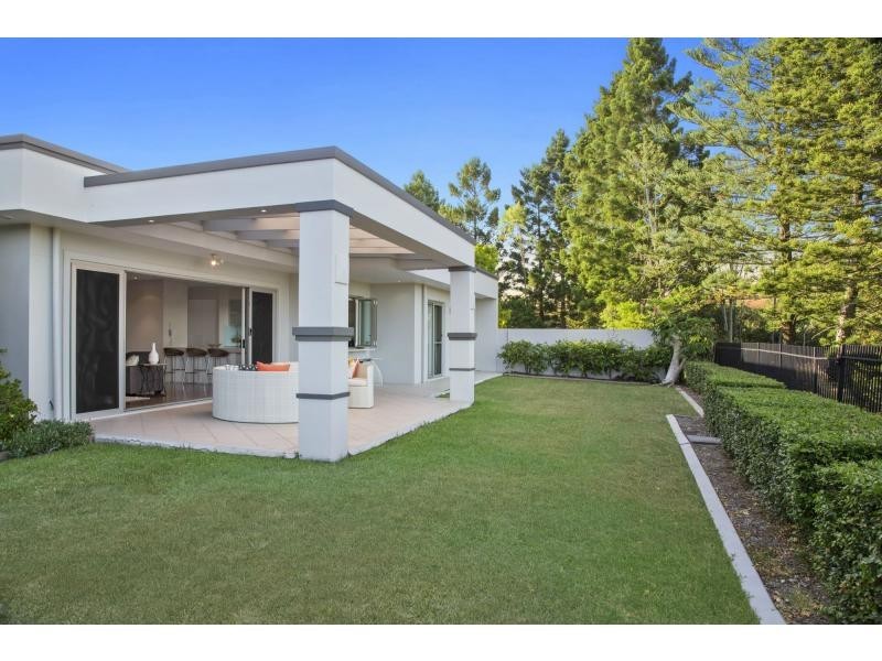 8311 Magnolia Drive, Hope Island QLD 4212