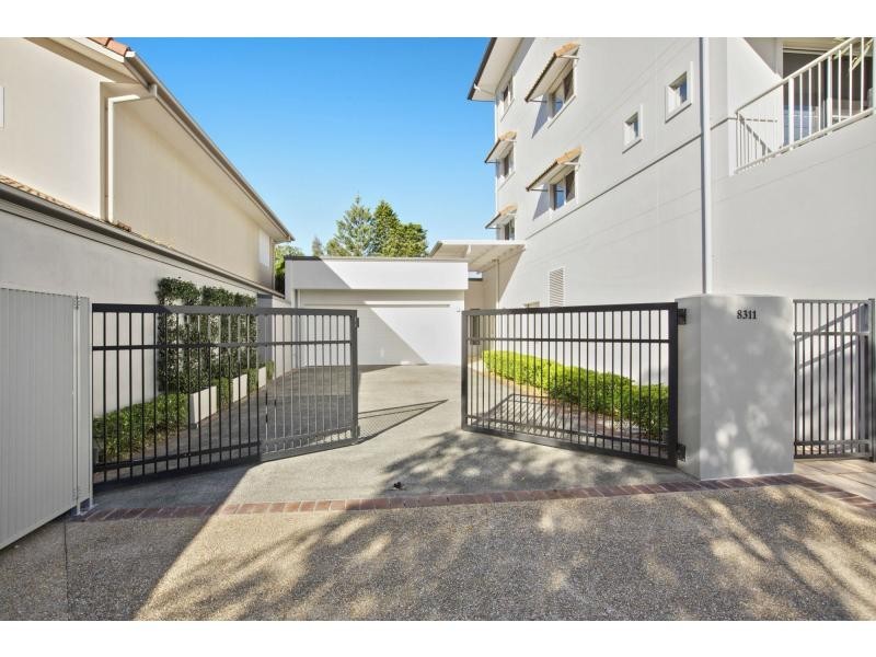 8311 Magnolia Drive, Hope Island QLD 4212