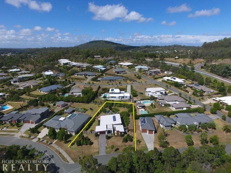 2 Summer Hill Crescent, Maudsland QLD 4210