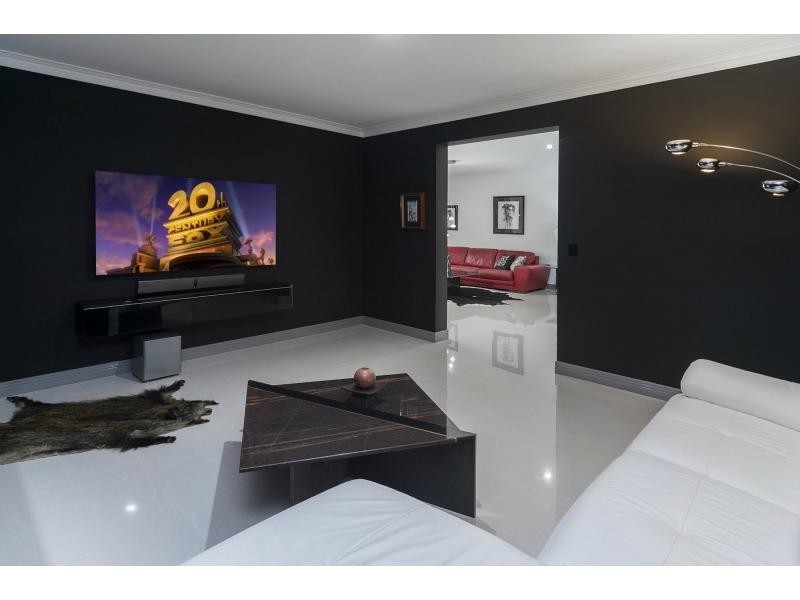 2 Summer Hill Crescent, Maudsland QLD 4210