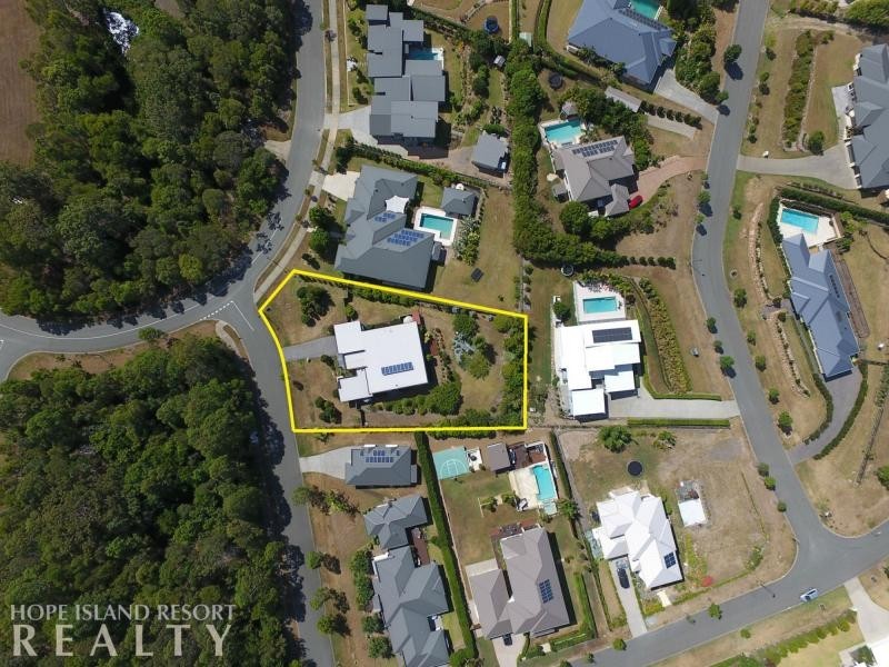 2 Summer Hill Crescent, Maudsland QLD 4210