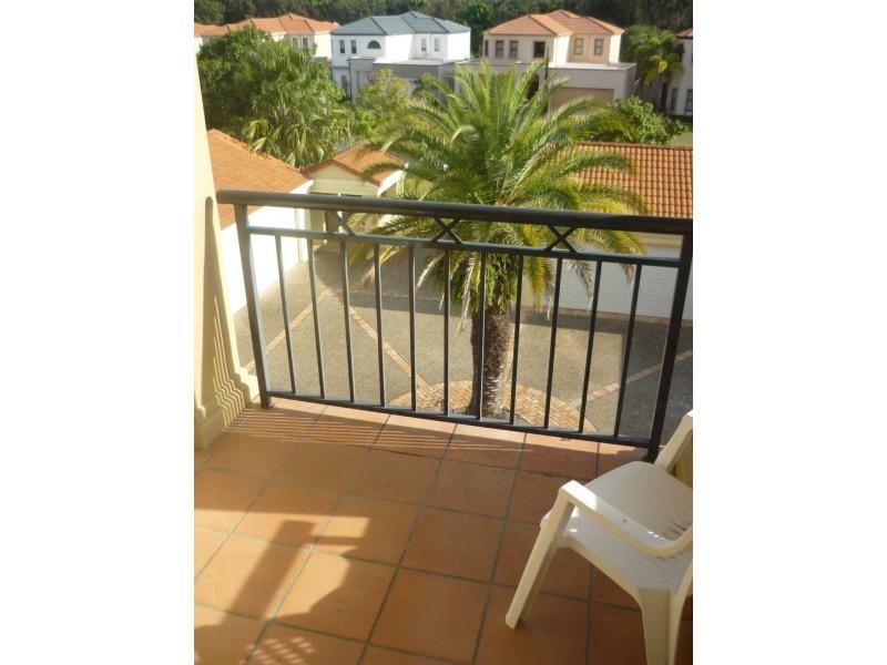 Hope Island QLD 4212