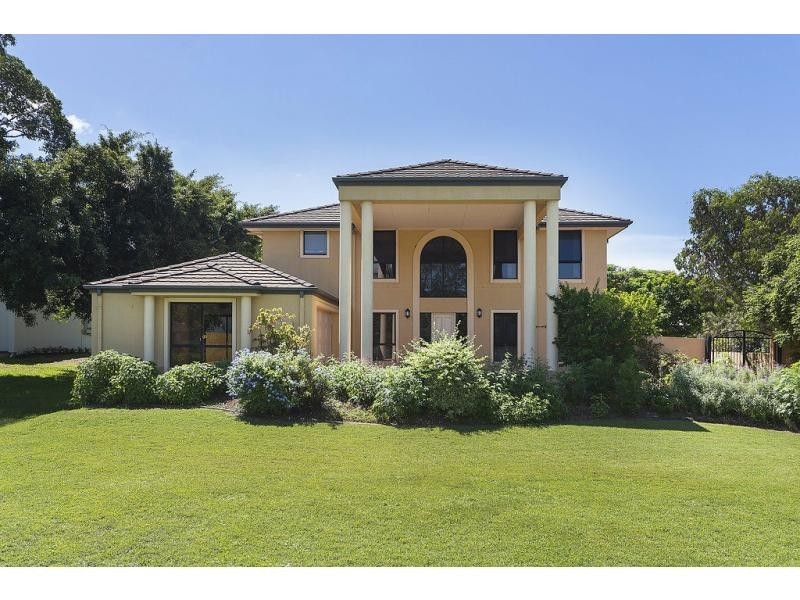 31 River Cove Place, Helensvale QLD 4212