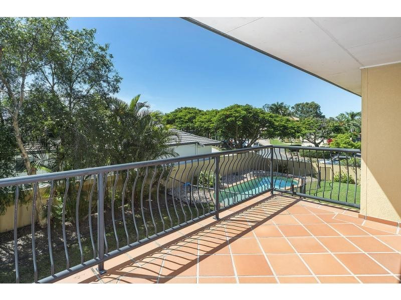 31 River Cove Place, Helensvale QLD 4212