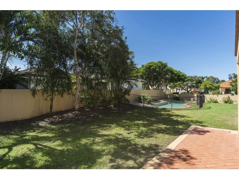 31 River Cove Place, Helensvale QLD 4212