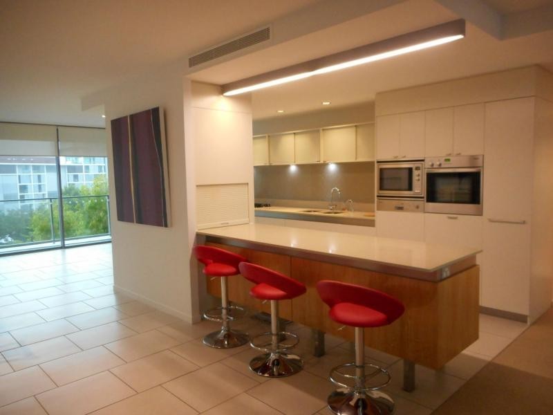 Paradise Point QLD 4216