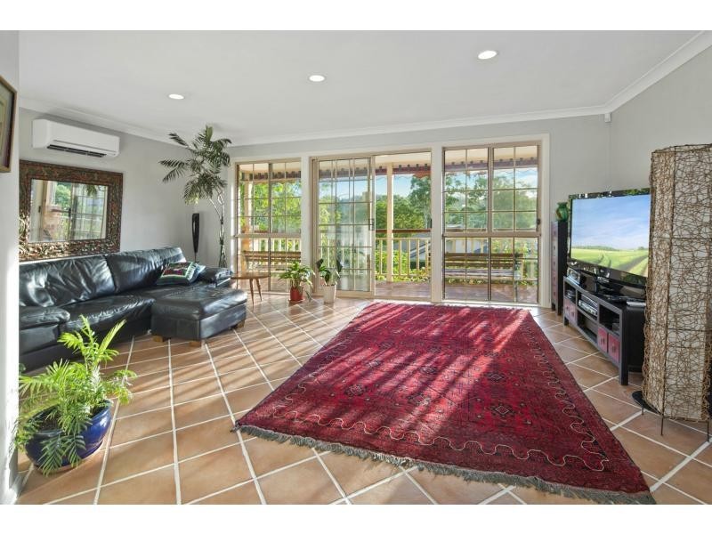 45 Lismore Drive, Helensvale QLD 4212