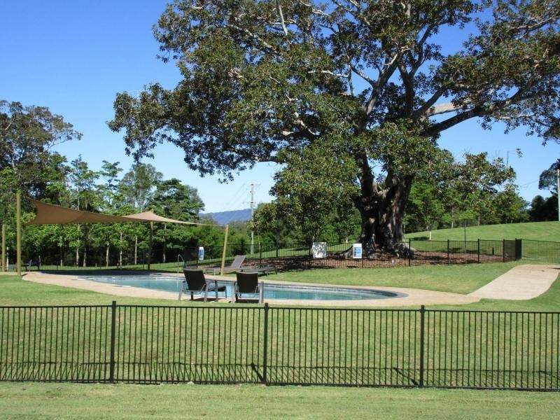 Maudsland QLD 4210