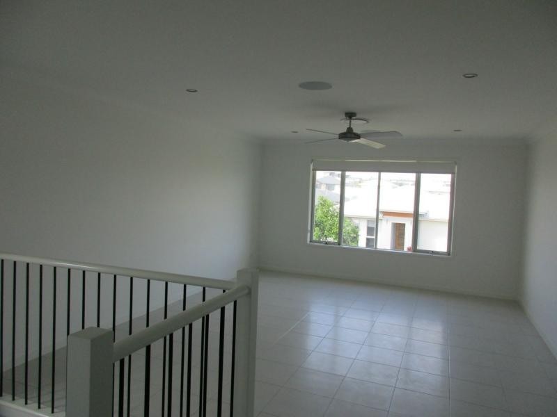 Hope Island QLD 4212
