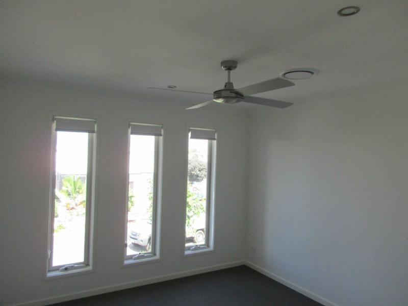 Hope Island QLD 4212