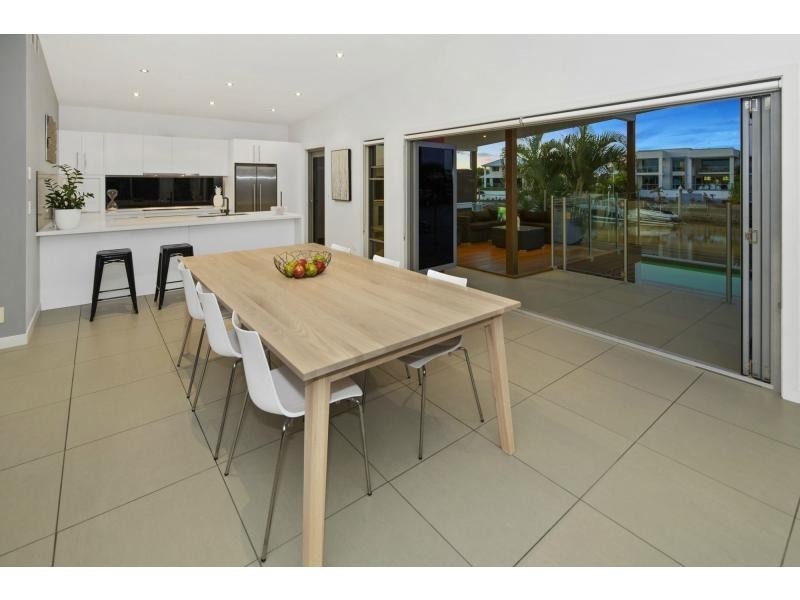 29 Southaven Drive, Helensvale QLD 4212