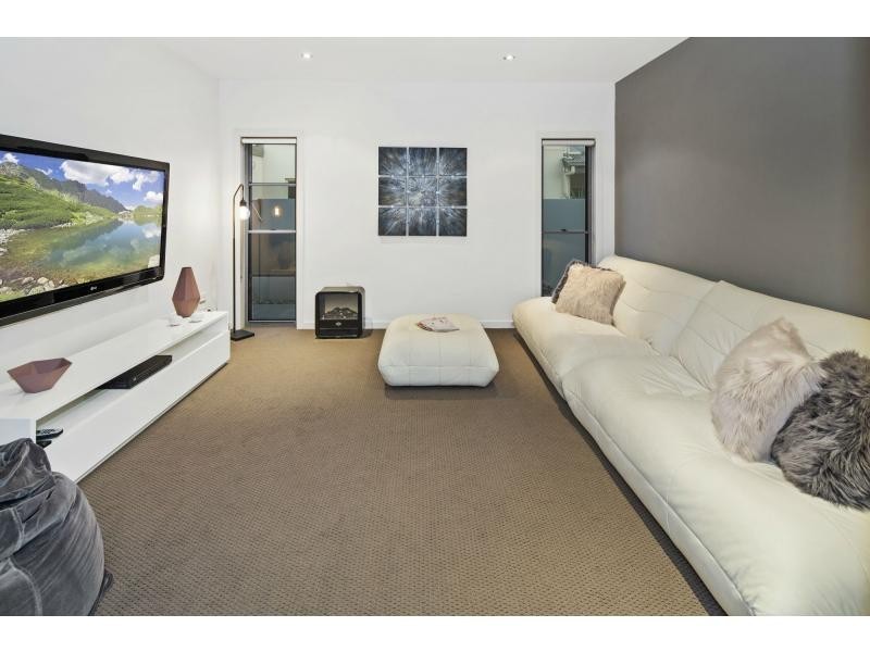29 Southaven Drive, Helensvale QLD 4212