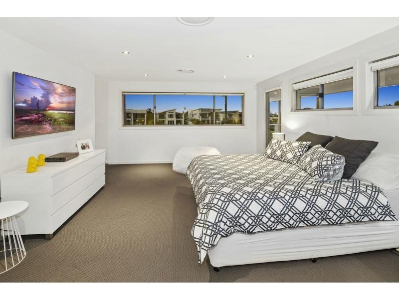 29 Southaven Drive, Helensvale QLD 4212