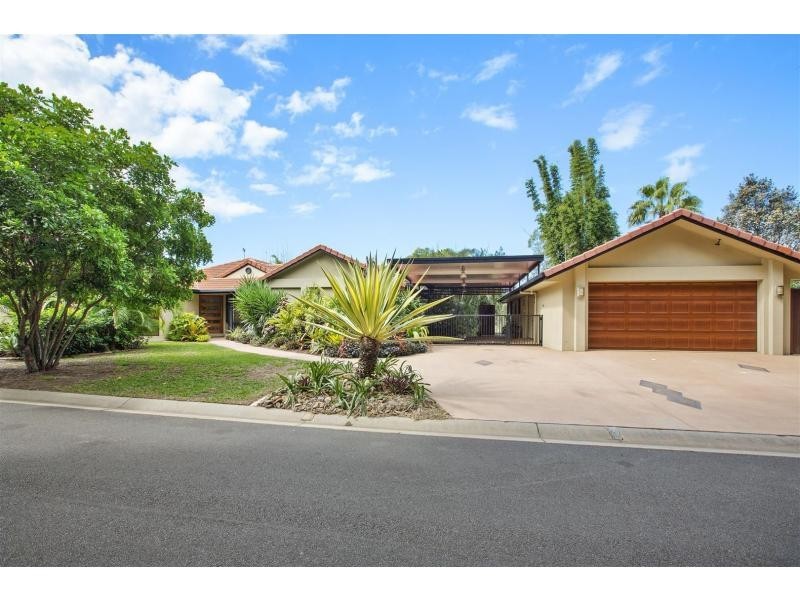 1 River Cove Place, Helensvale QLD 4212