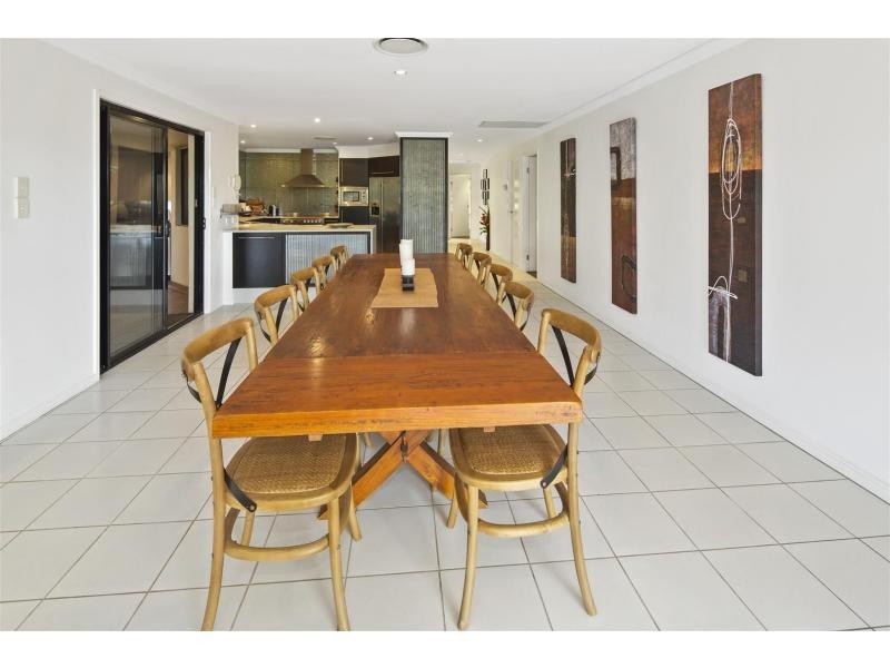 1 River Cove Place, Helensvale QLD 4212