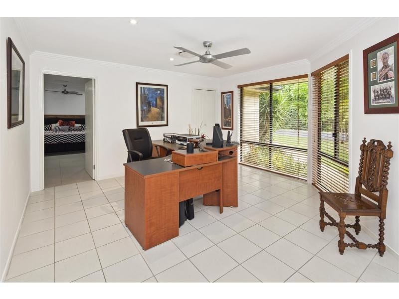 1 River Cove Place, Helensvale QLD 4212