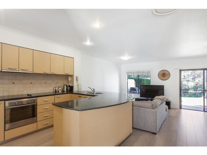 Hope Island QLD 4212
