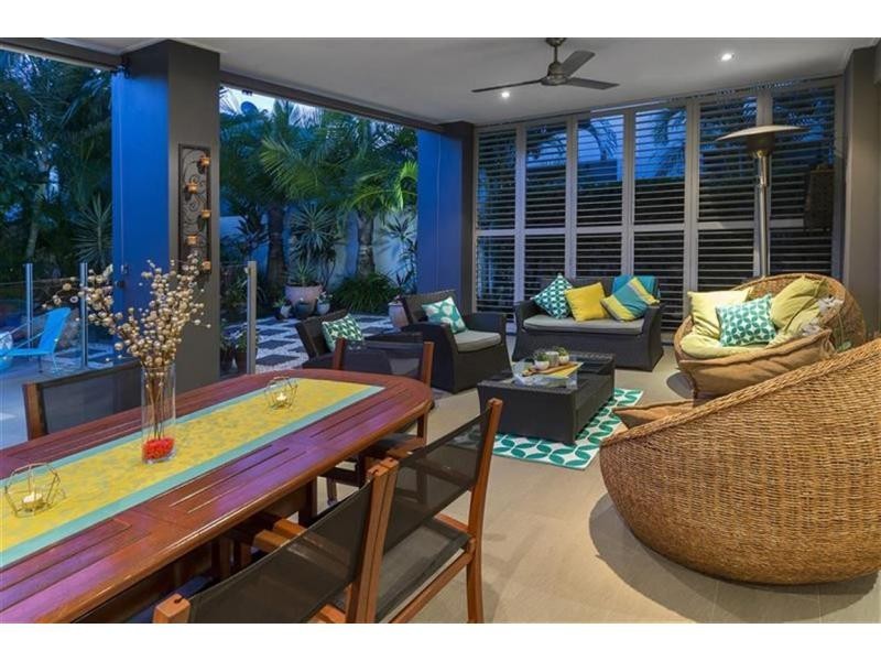 6152 Bolsena Circuit, Hope Island QLD 4212