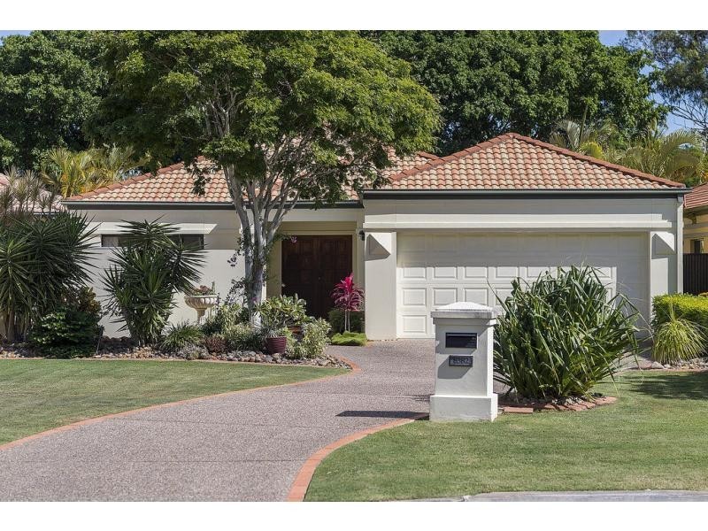 8382 Magnolia Drive East, Hope Island QLD 4212