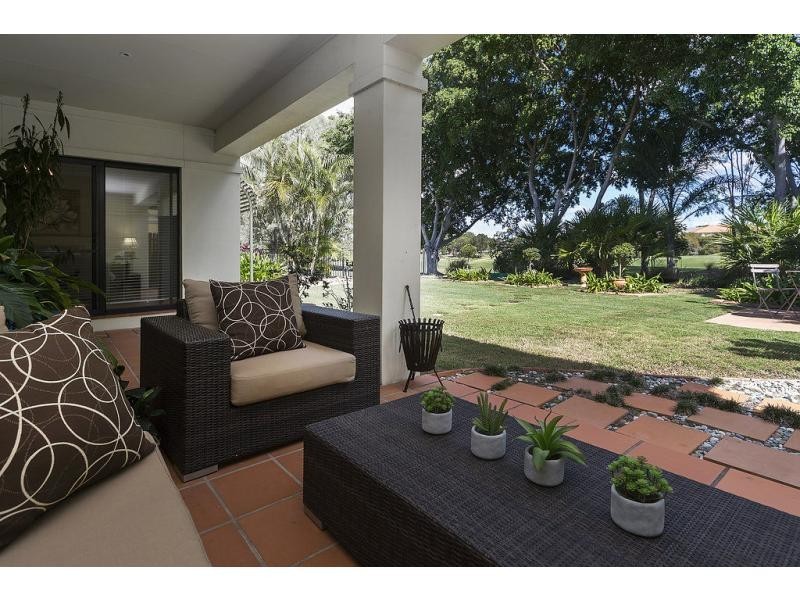 8382 Magnolia Drive East, Hope Island QLD 4212