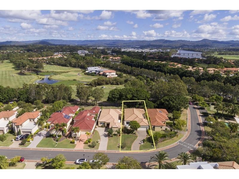 8382 Magnolia Drive East, Hope Island QLD 4212