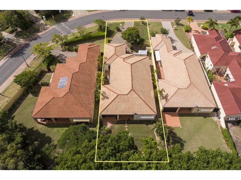 8382 Magnolia Drive East, Hope Island QLD 4212