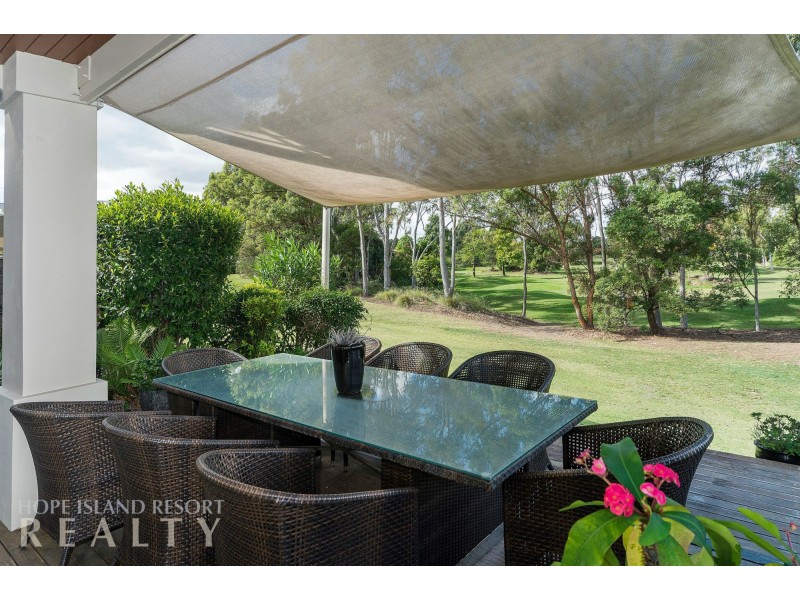 8142 Magnolia Drive West, Hope Island QLD 4212