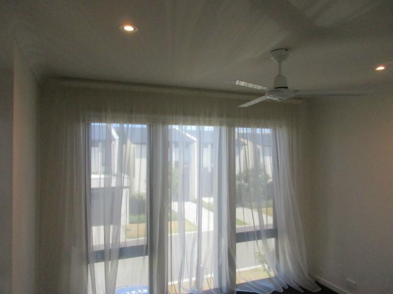 Hope Island QLD 4212