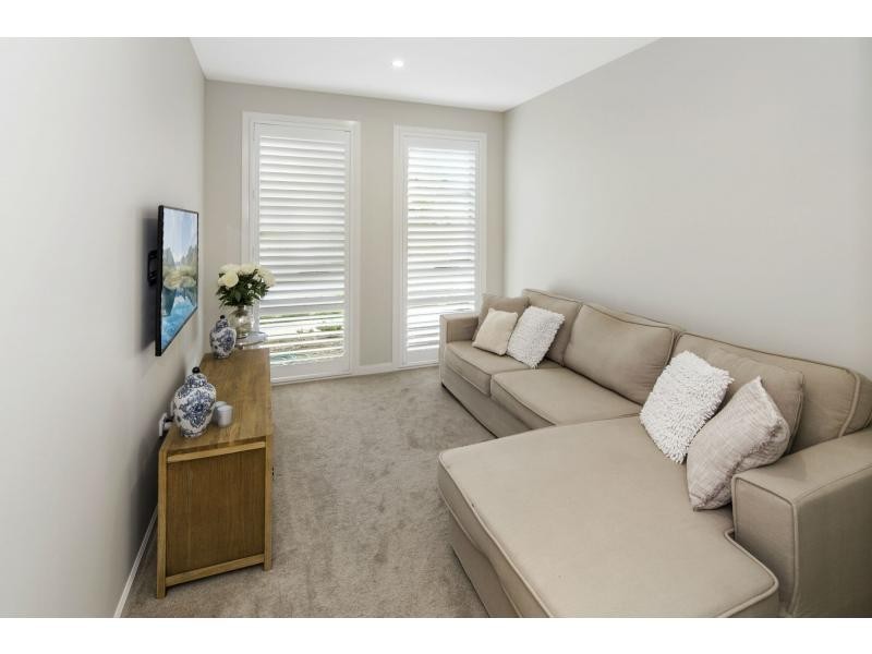 5 Catana Crescent, Hope Island QLD 4212