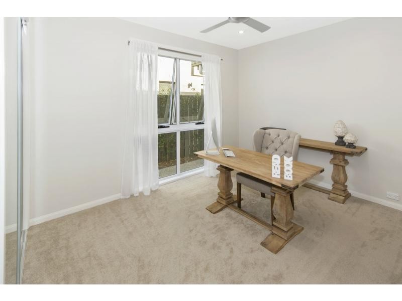 5 Catana Crescent, Hope Island QLD 4212