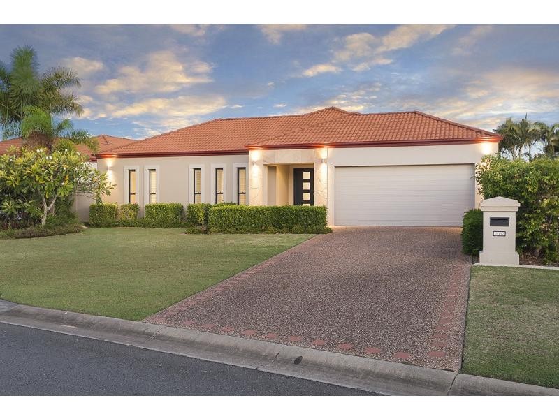 2032 Beaufort Way, Hope Island QLD 4212